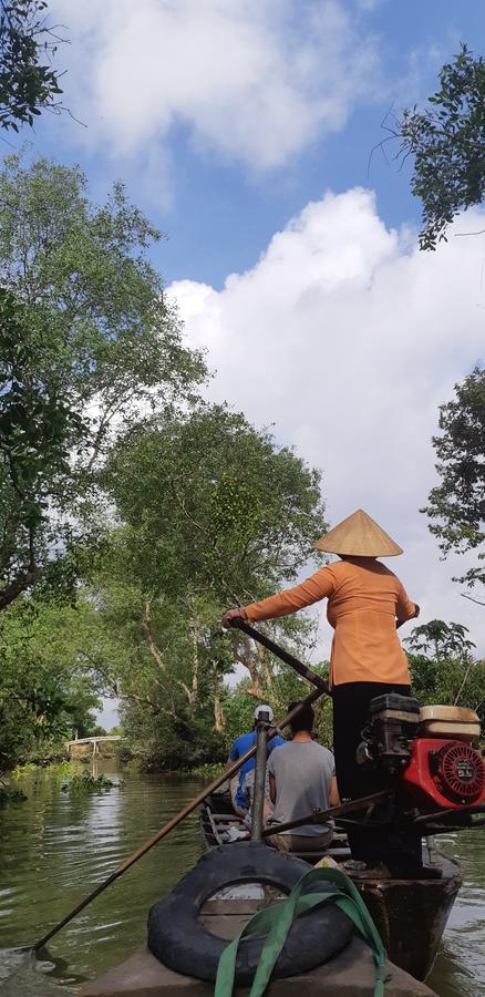 Nam Thi Hébergement de vacances Cái Bè